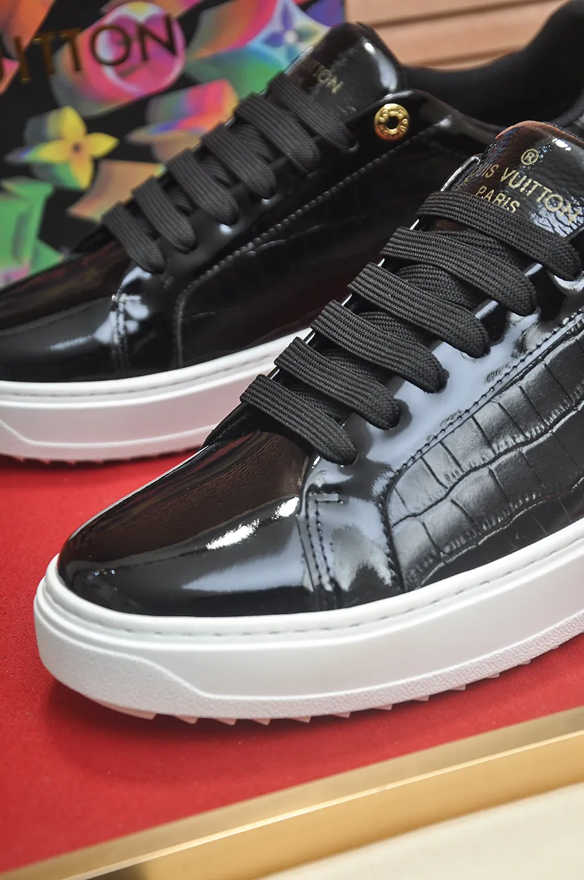 Men's shoes 💰540💶[LOUIS VUITTON] Original order price (water-dyed cowhide lining) new model 🍀LV Louis Vuitton * - top version of LV classic trendy shoes! Made of imported original cowhide, water-dyed cowhide lining, and original wear-resistant rubber outsole! High quality products! Code number 38-45 (45 is custom-made and cannot be returned or exchanged)